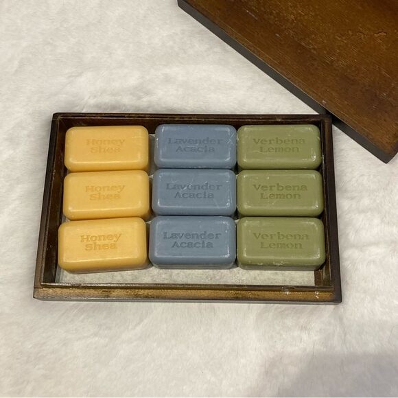 Le Couvent des Minimes Haute Provence 9 Guest Soaps New In Box - Picture 5 of 5
